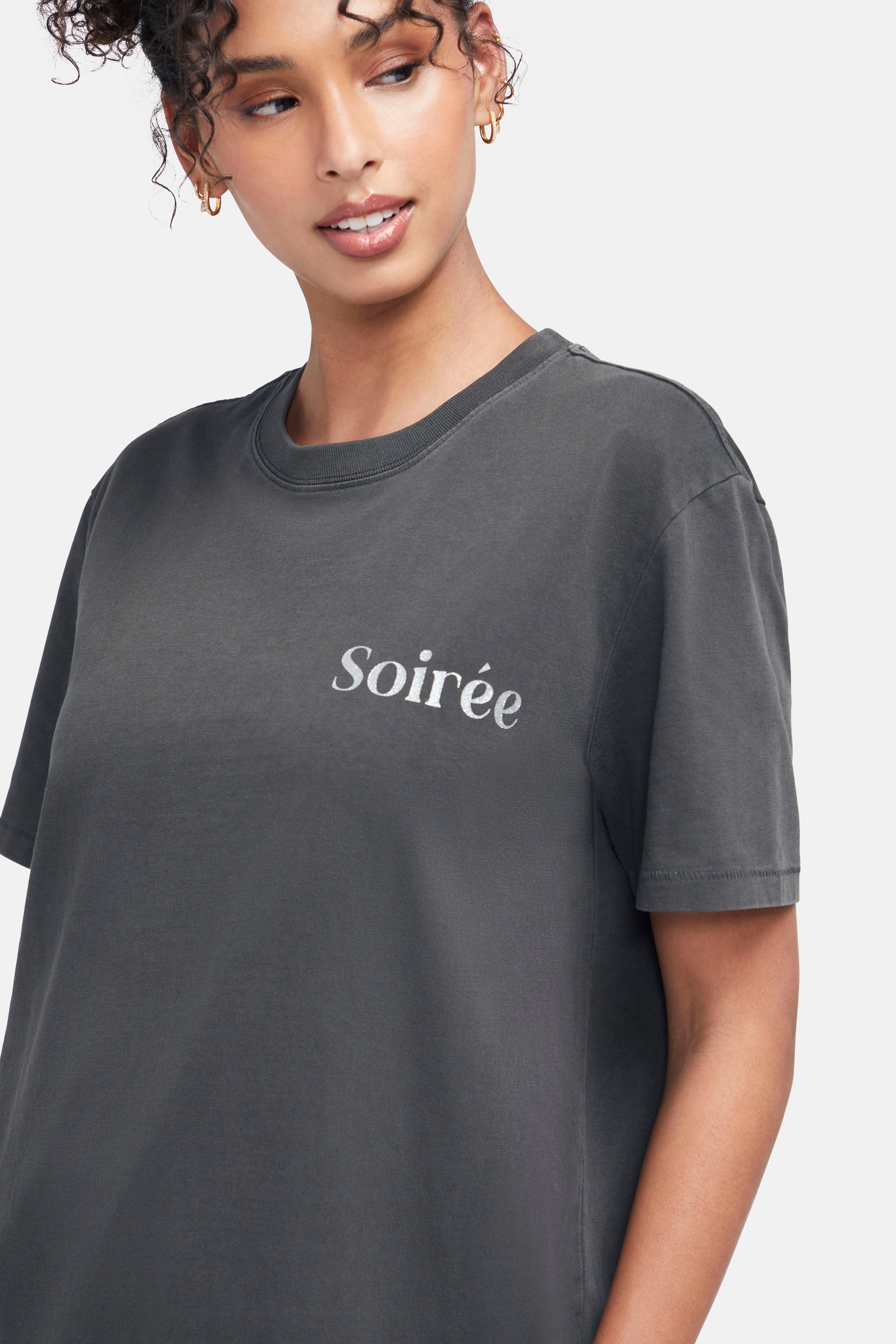 Tee best sale shirt soiree